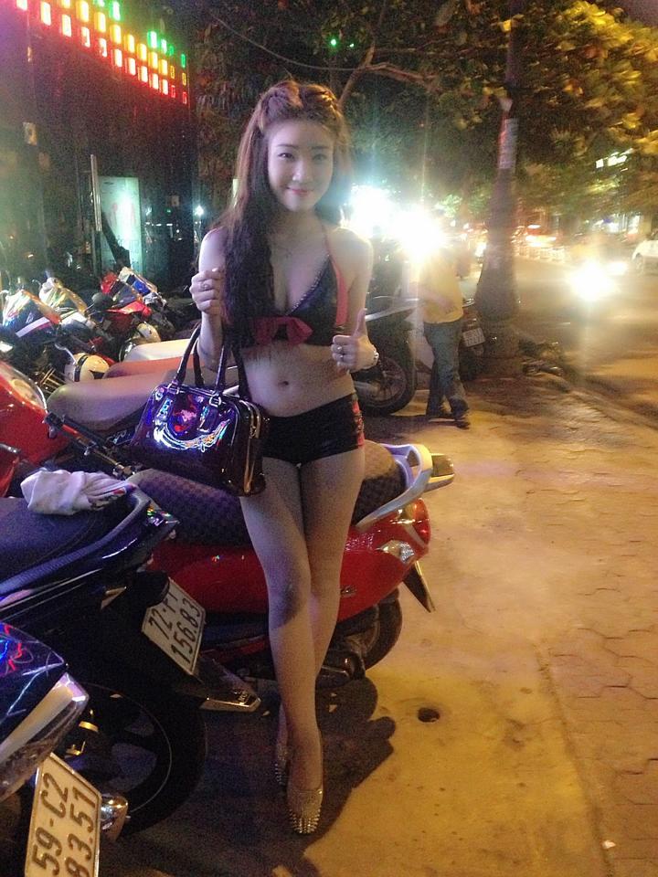 免费观看已满十八岁电视剧圣姐
